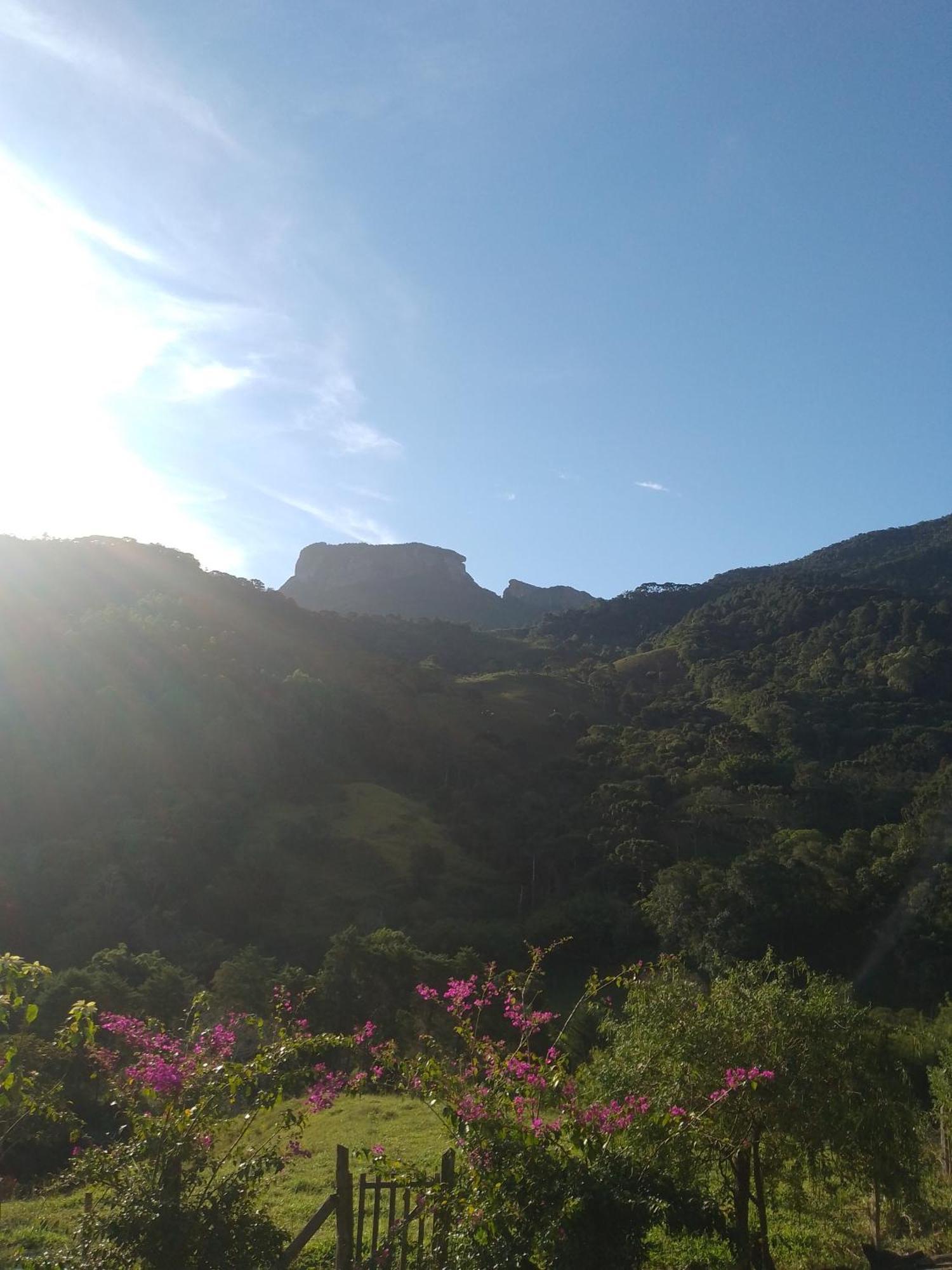 Rancho Pe Da Pedra Villa Сао Бенто до Сапукай Екстериор снимка